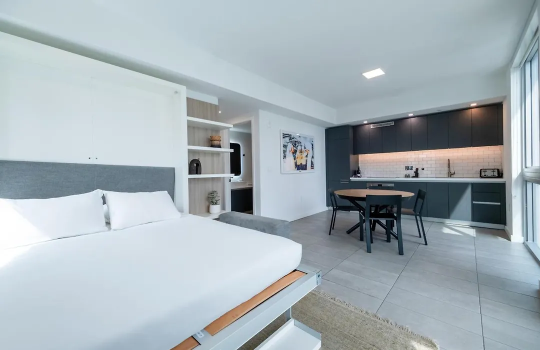 Yotelpad Miami-1