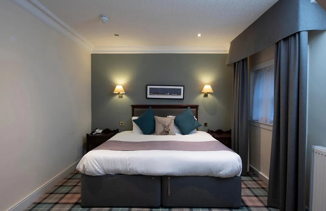 The Royal George Hotel-1