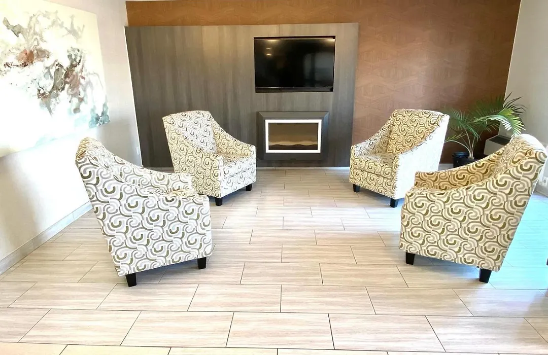 Comfort Inn-1