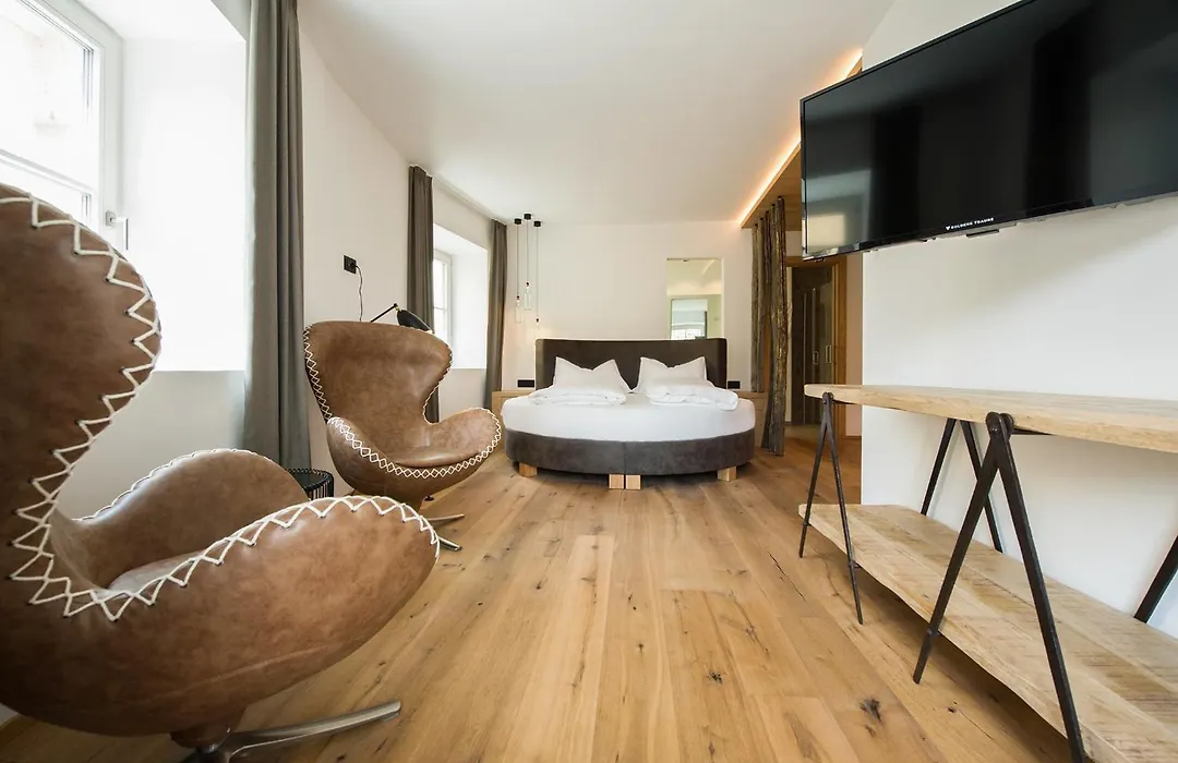 Hotel Goldene Traube-1