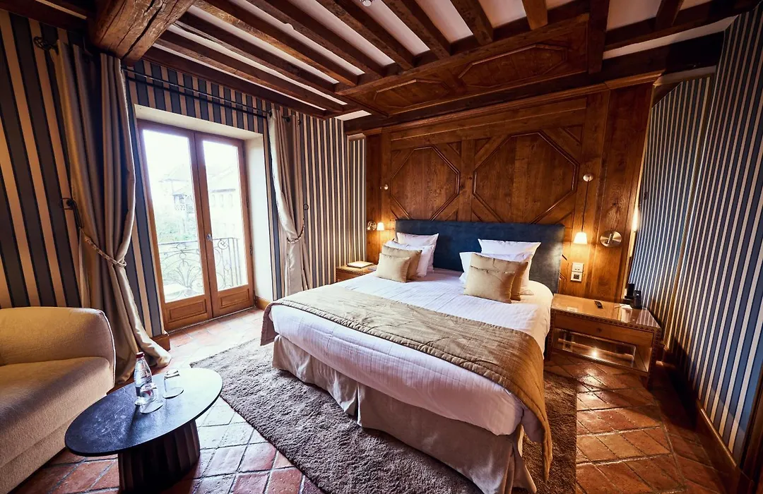 Relais Bernard Loiseau-1
