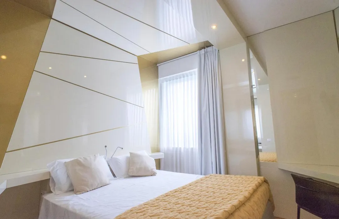 Hotel Excelsior-1