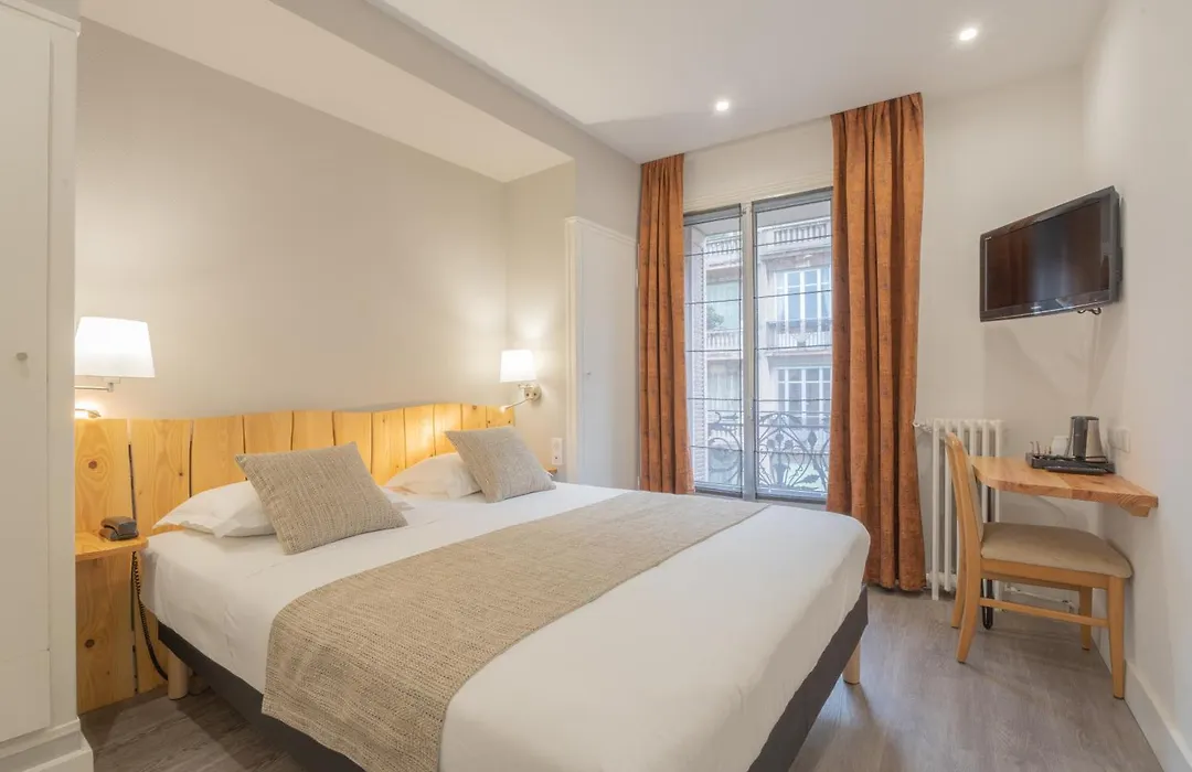 Hotel Busby-1