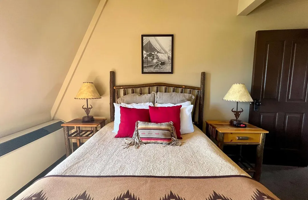 Sheridan Inn - Best Western Signature Collection-1