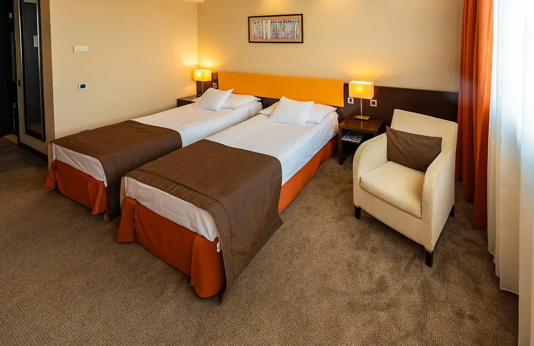 Abacus Business & Wellness Hotel-1