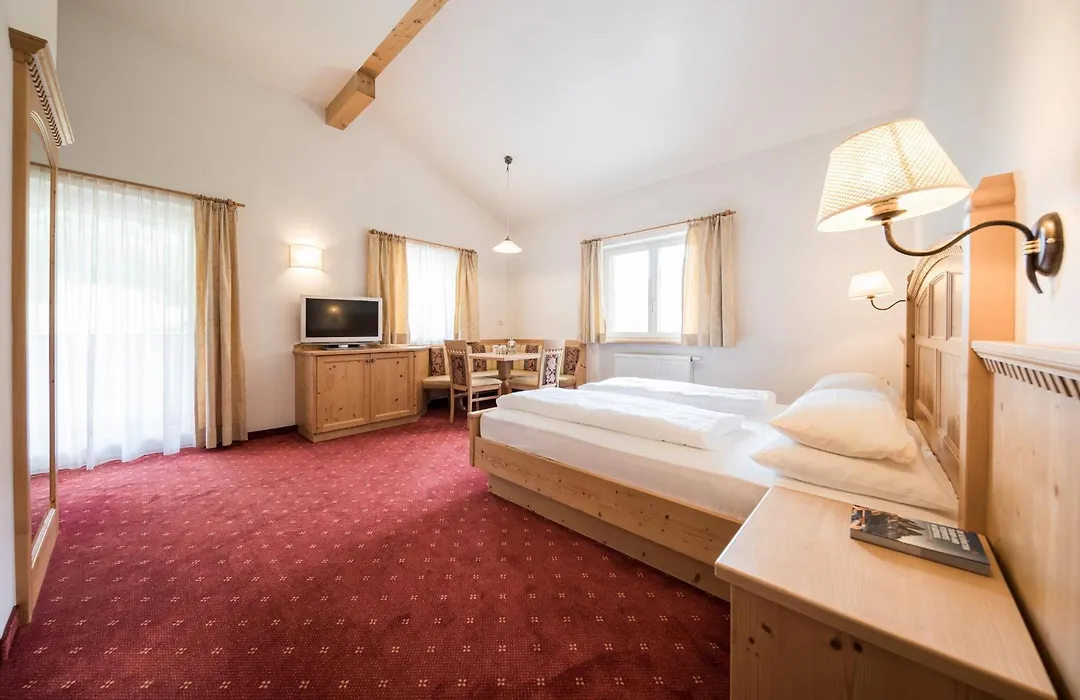 Tonzhaus Hotel-1