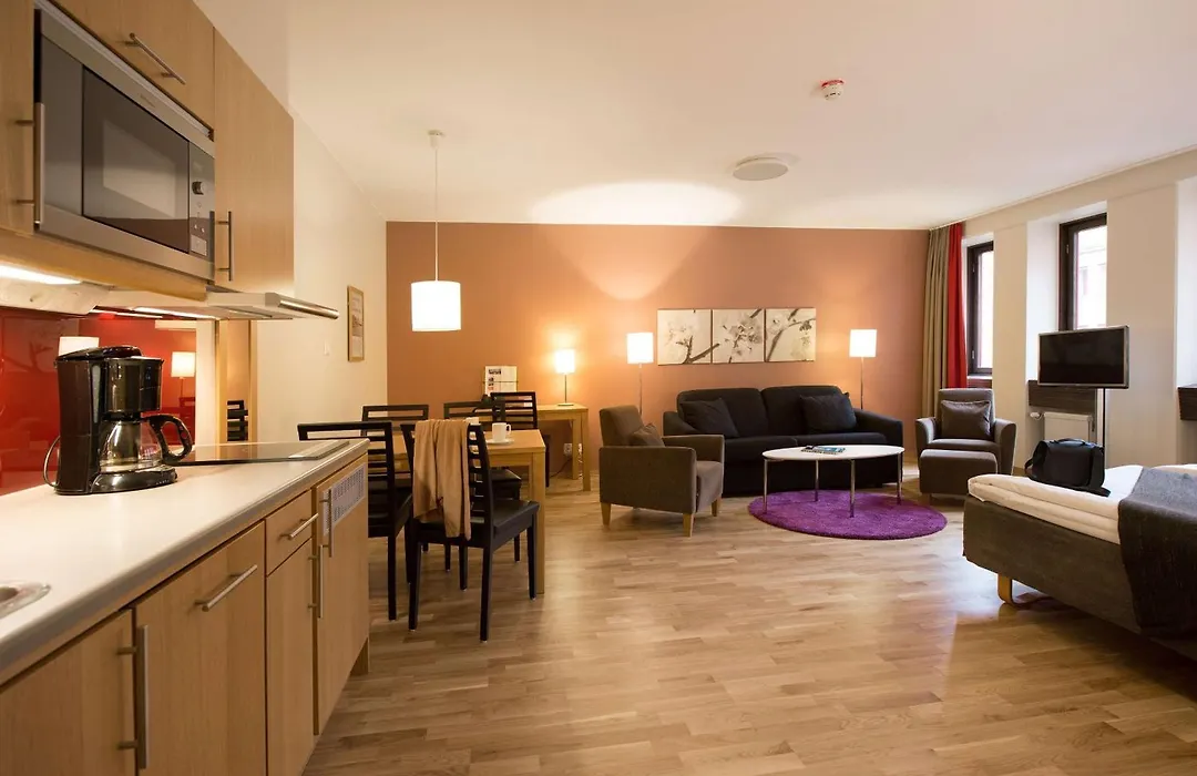 Sky Hotel Malmoe City-1