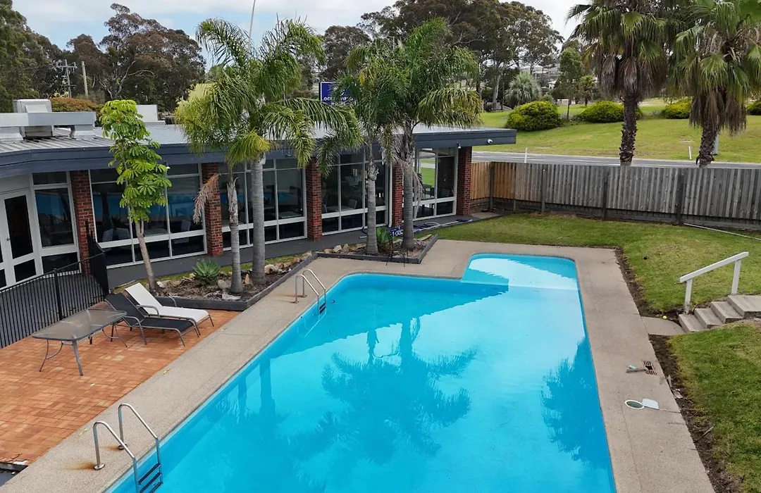 Ocean Views Motel Lakes Entrance-1