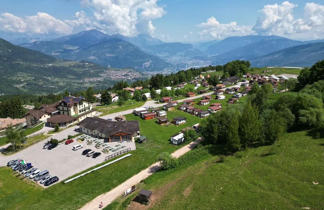 Hotel Residence Bellavista - Camping Polsa-1