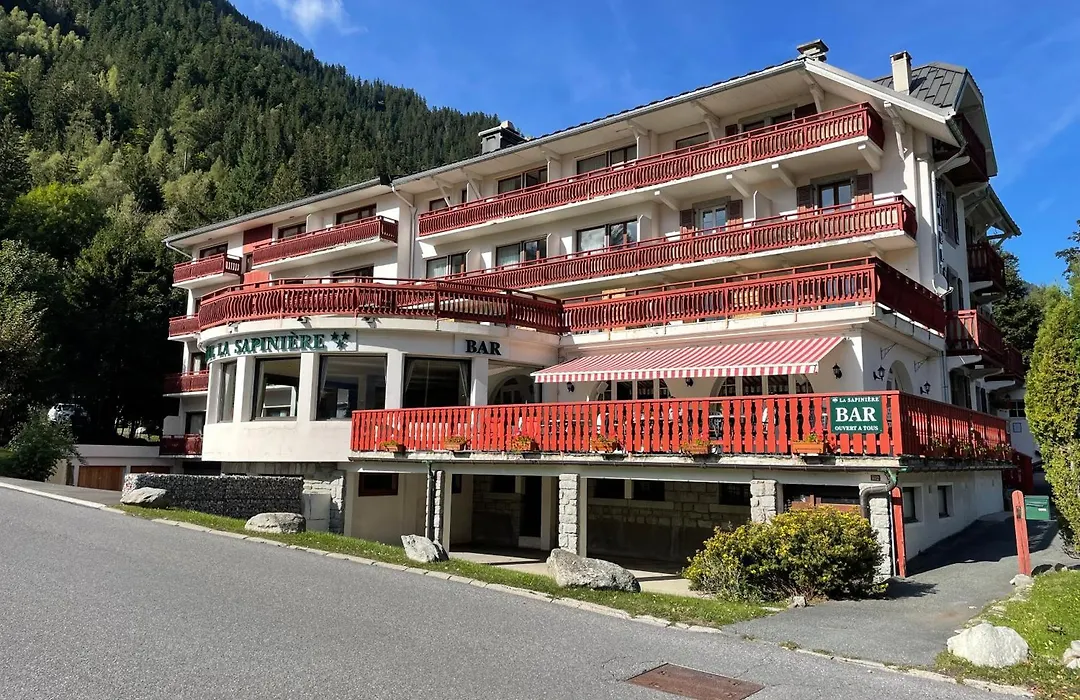 Chalet Hotel La Sapiniere-1
