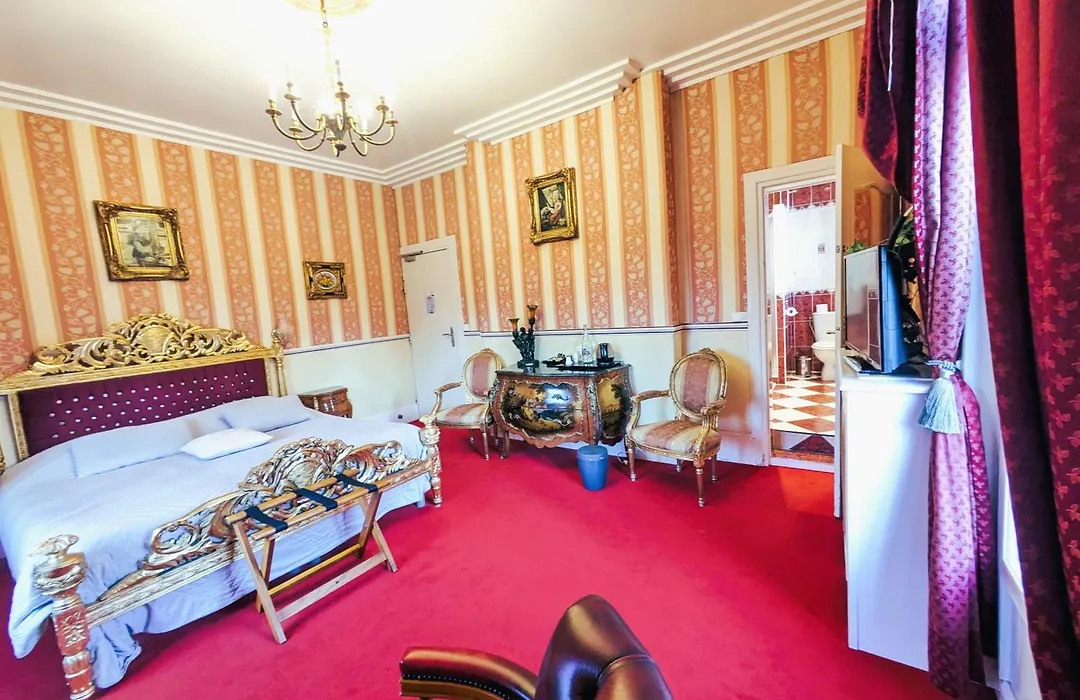 Chateau de Quesmy-1