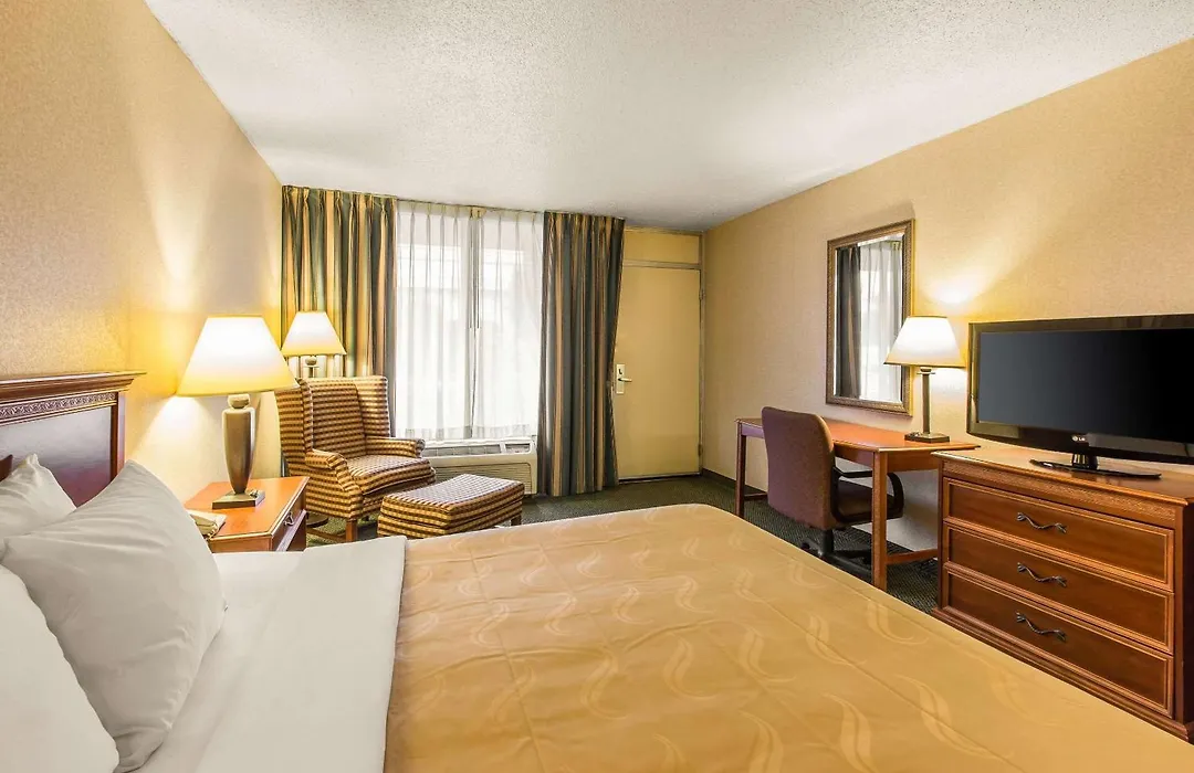 Quality Inn & Suites Mcdonough South I-75-1