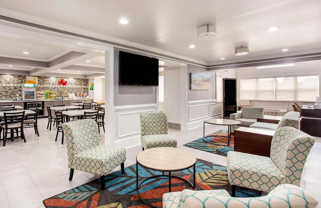 Quality Inn & Suites Myrtle Beach Near Outlets-1