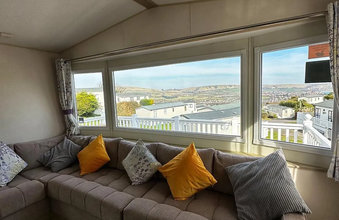 Bayview Holiday Home-1