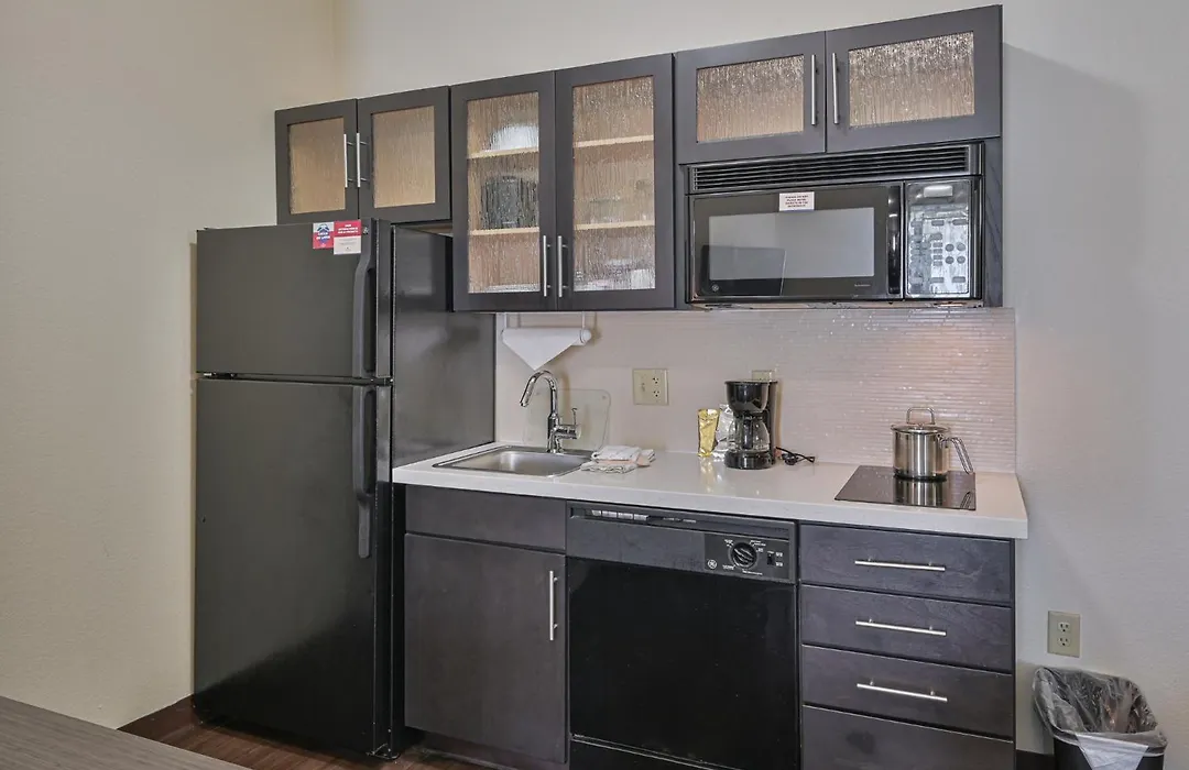 Affordable Suites Of America Tulsa-1