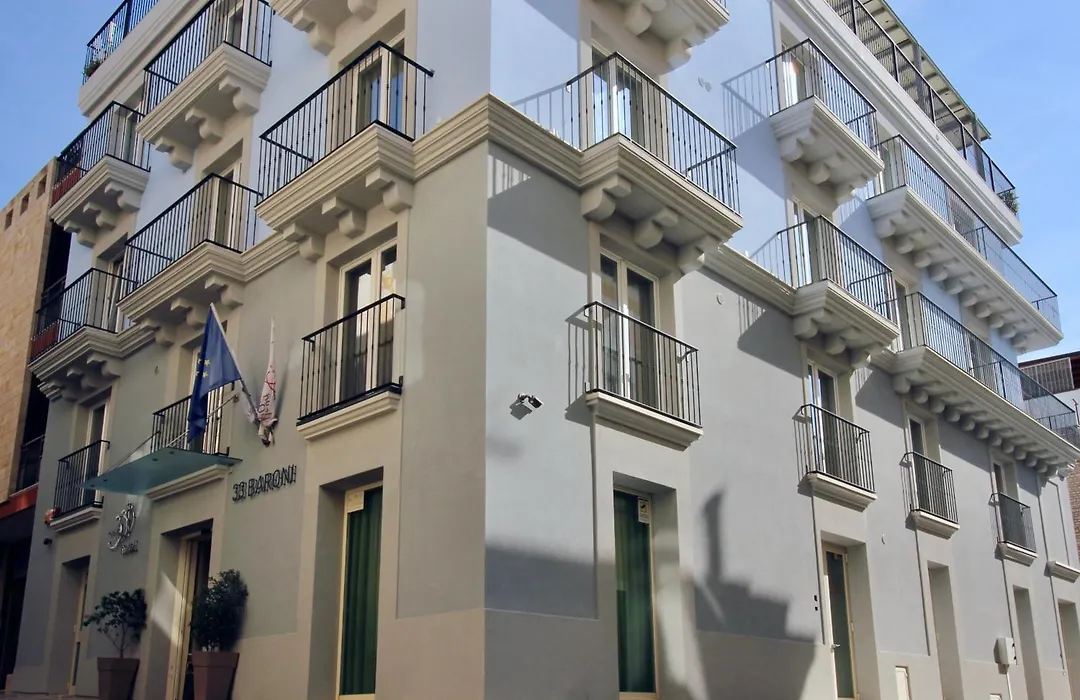 Hotel 33 Baroni-1