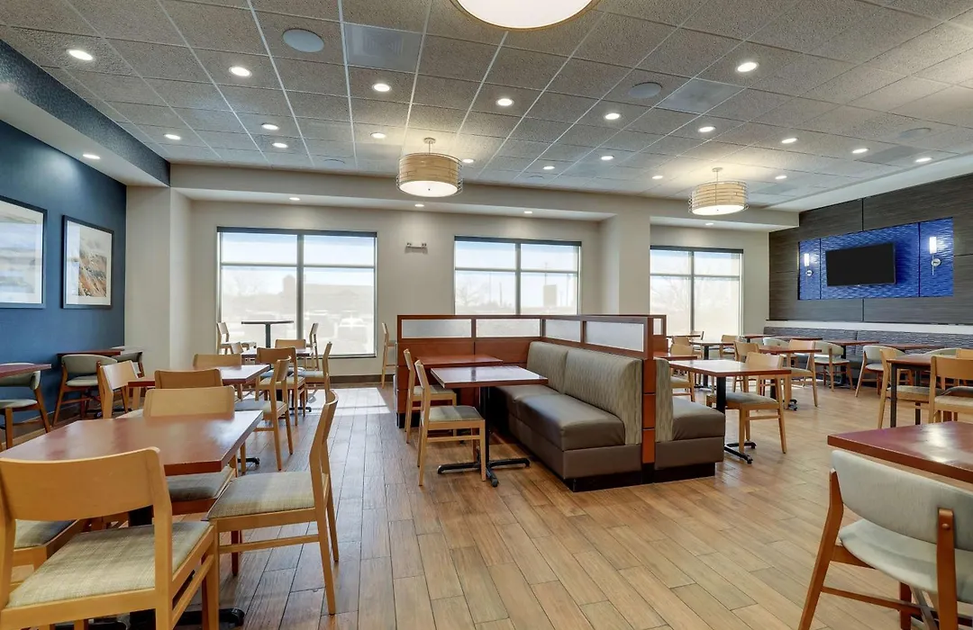 Drury Plaza Hotel Mt Vernon-1