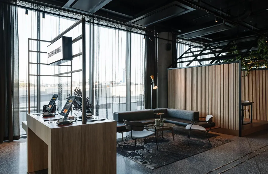 Comfort Hotel Arlanda Airport Terminal-1