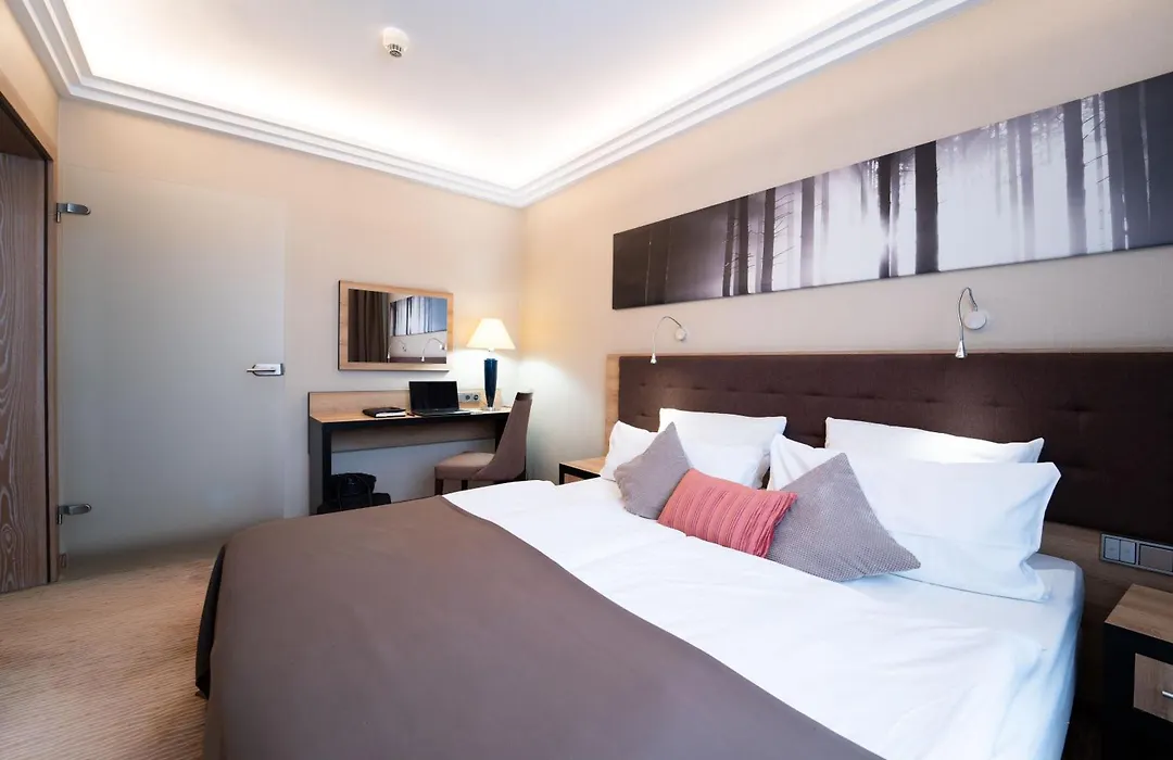 Hotel Festival-1