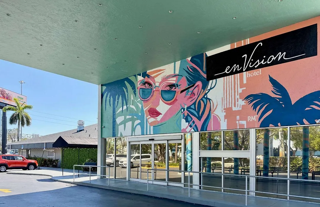 Envision Hotel Miami International Airport-1