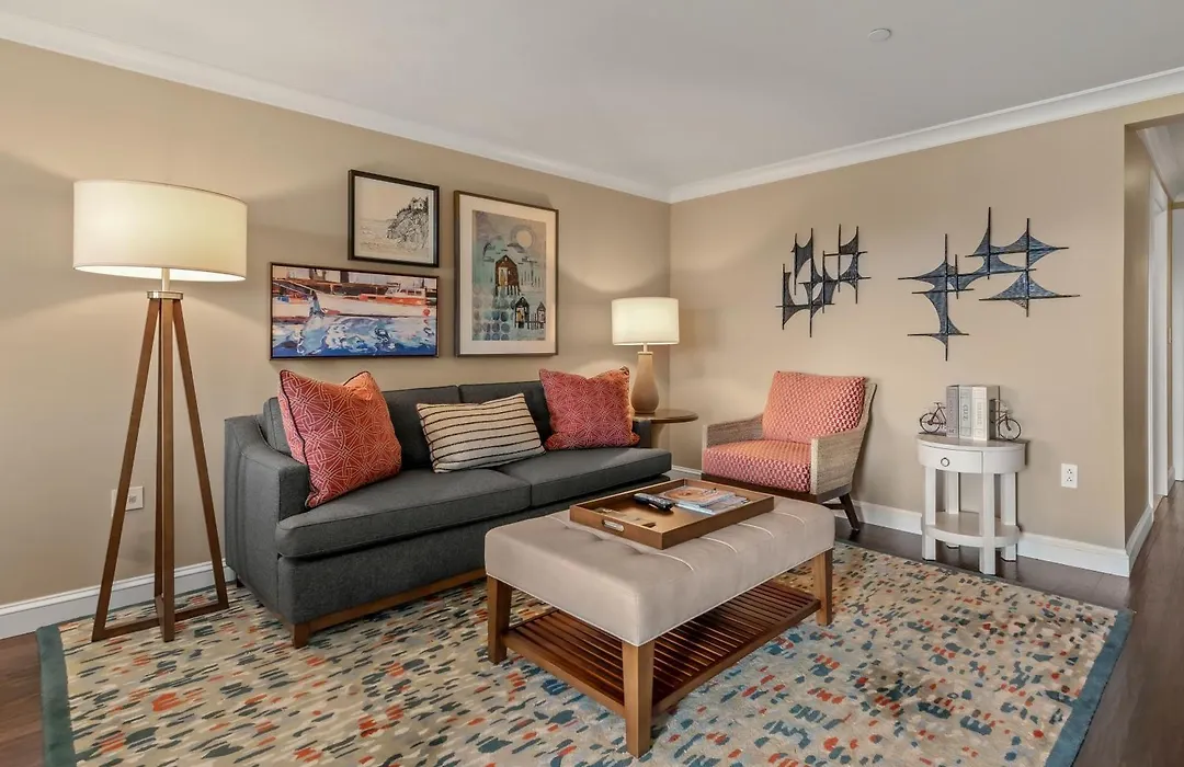 Inn By The Sea-1