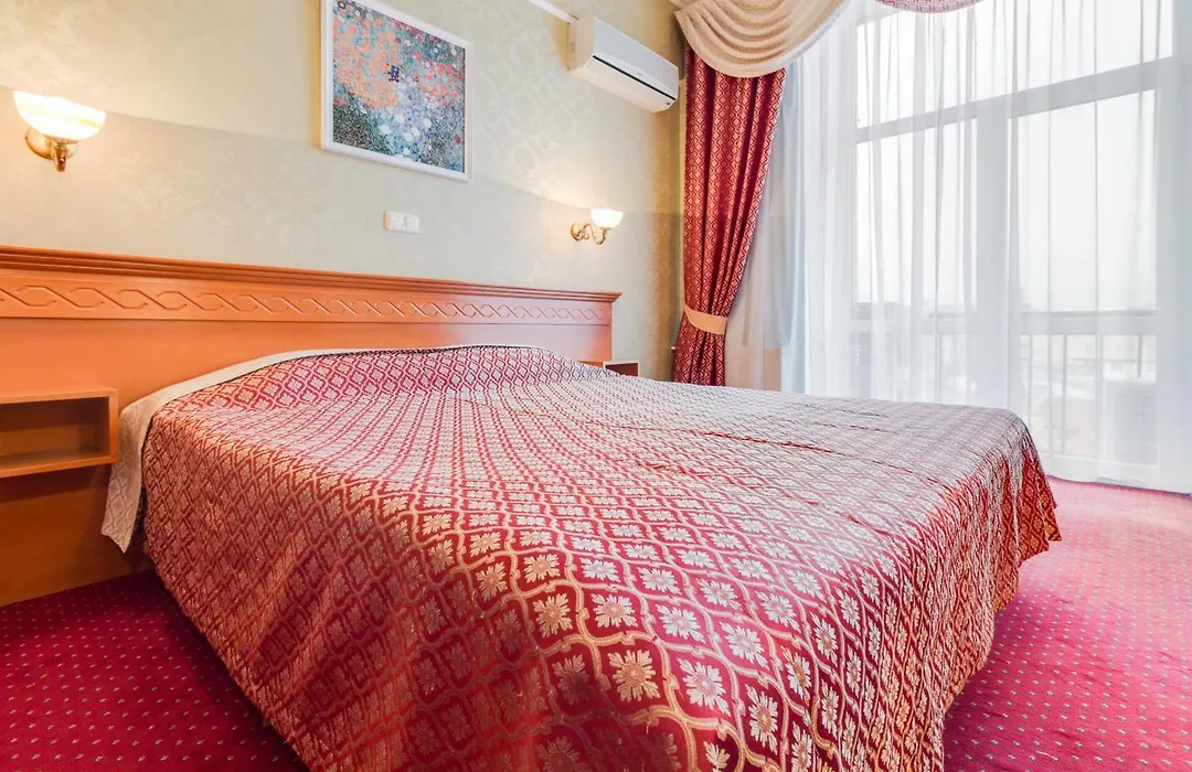 Ukraine Hotel-1