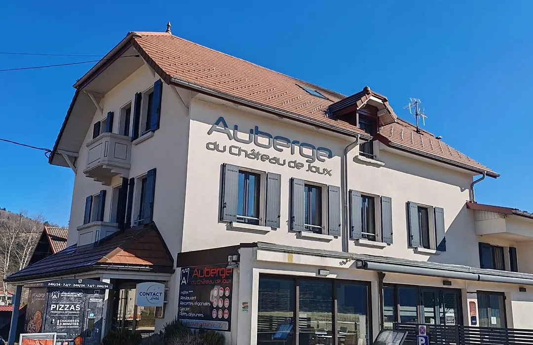 Auberge Du Chateau De Joux-1