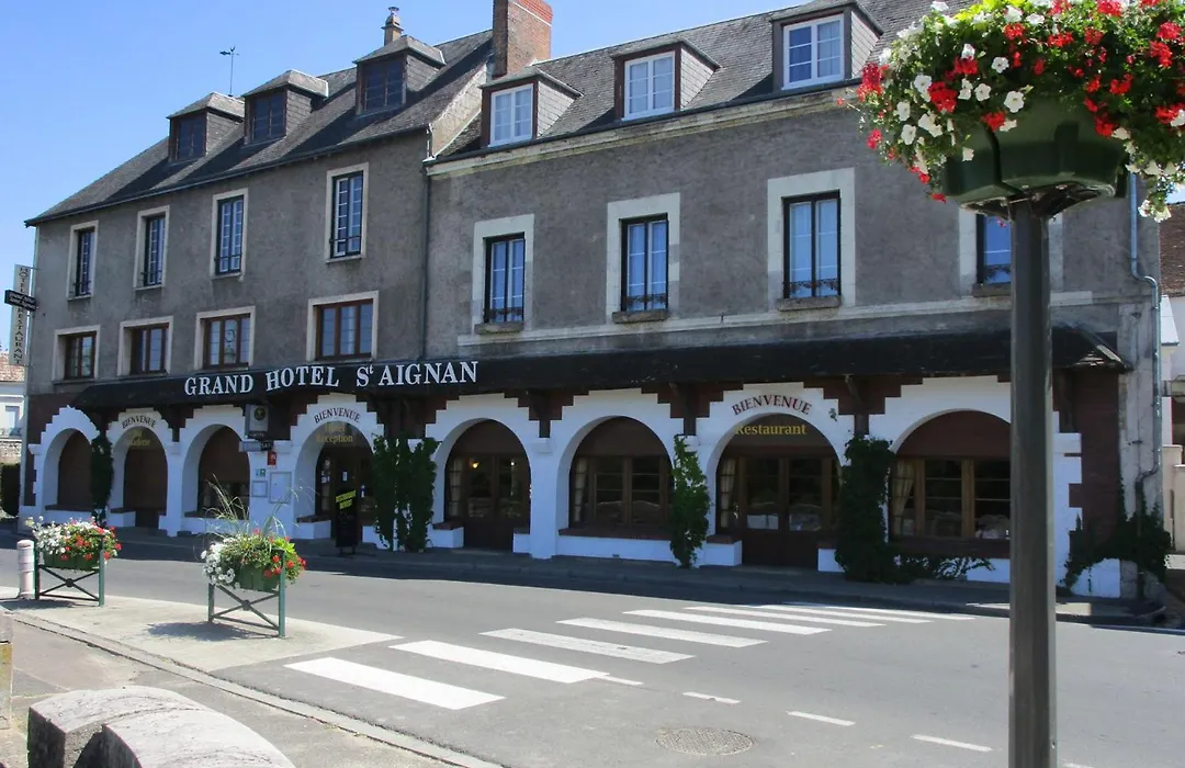 Grand Hôtel Saint-Aignan-1