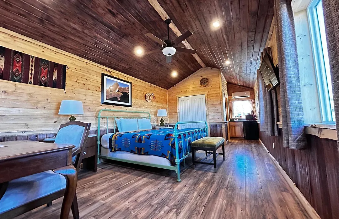 The Rim Rock Inn-1