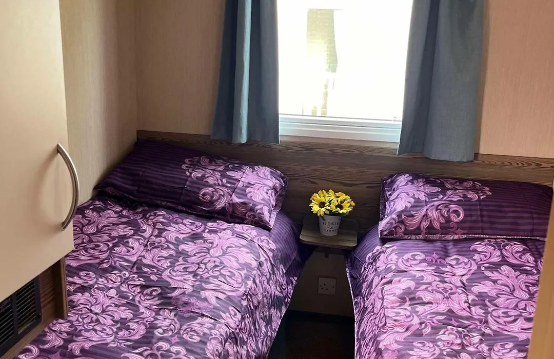 275 - Butlins Skegness, Pet Friendly And Wifi - Meadow Lakes Caravan & Lodge Hire-1