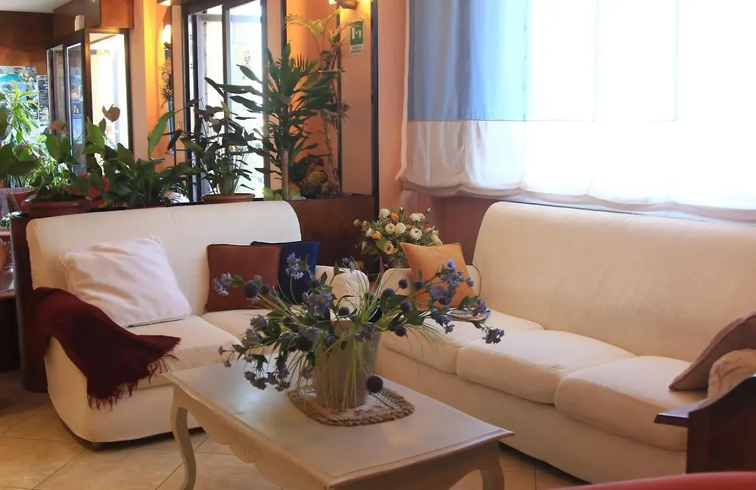 Alba Living Boutique Hotel-1