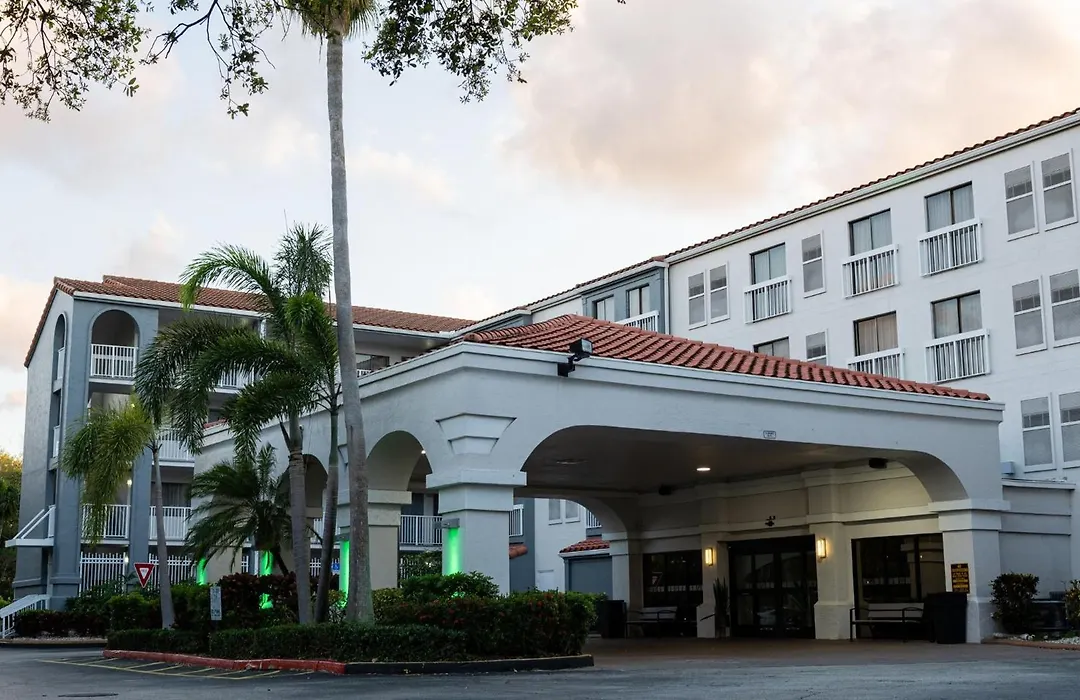 Holiday Inn & Suites Boca Raton - North-1