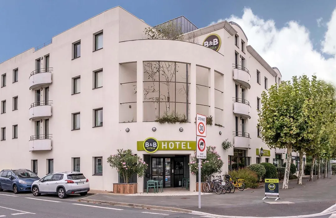 B&B HOTEL La Rochelle Centre-1