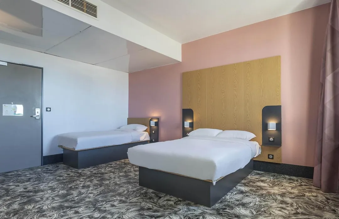 B&B HOTEL Marseille Les Ports-1
