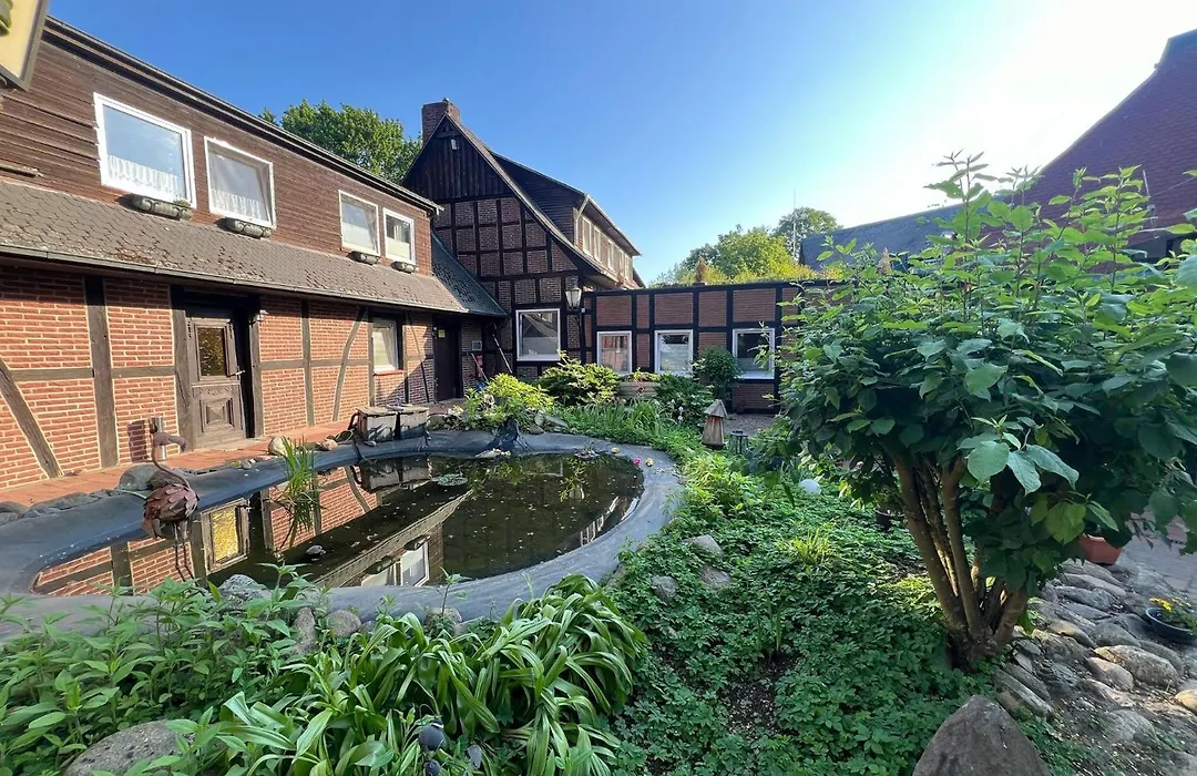 Ferien- und Reitsport Hotel Brunnenhof-1