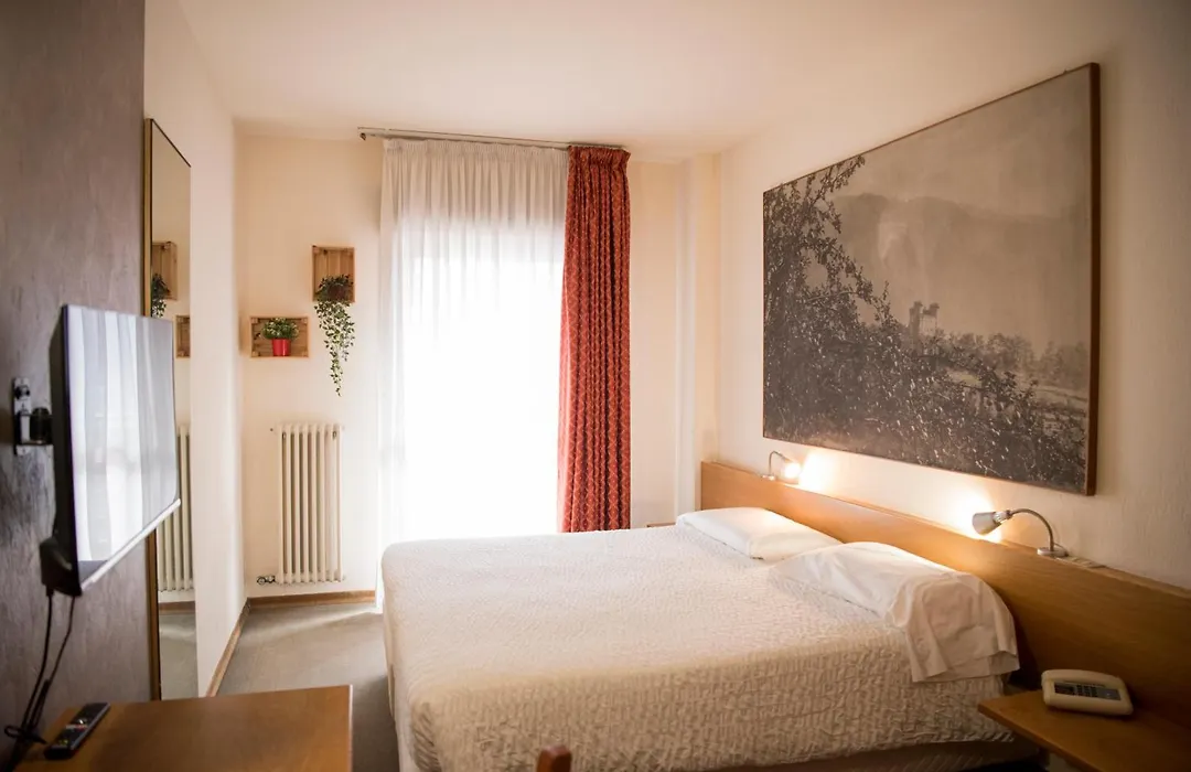 Hotel Rendez Vous-1