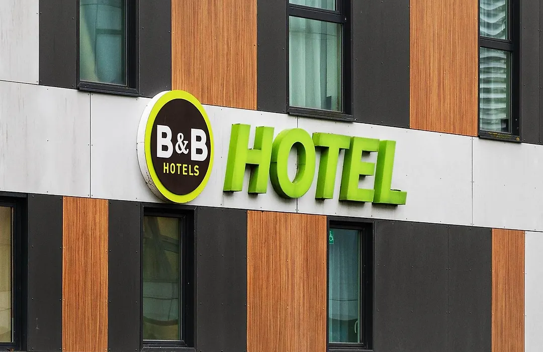 B&B HOTEL Lille Tourcoing Centre-1