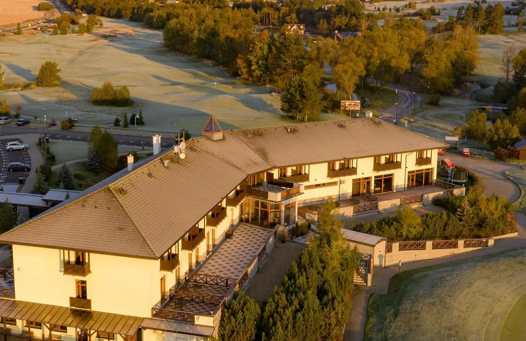 Hotel International-1