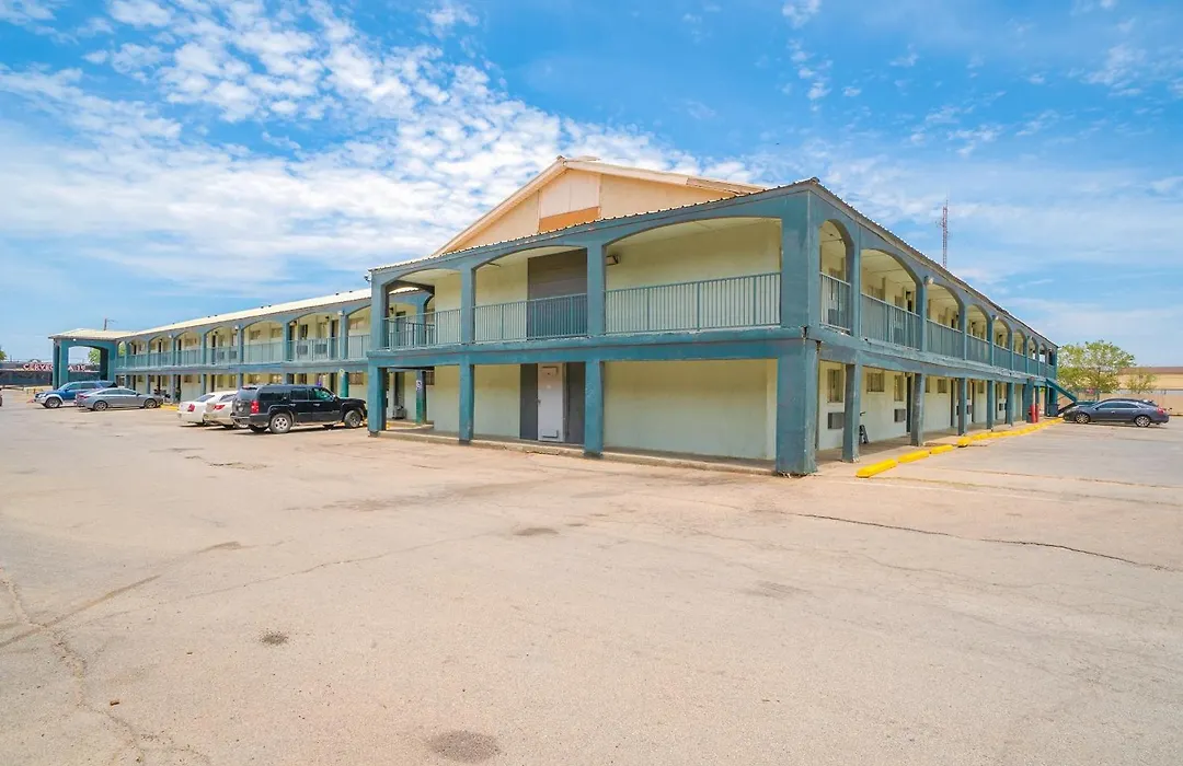 Oyo Hotel Midland-1