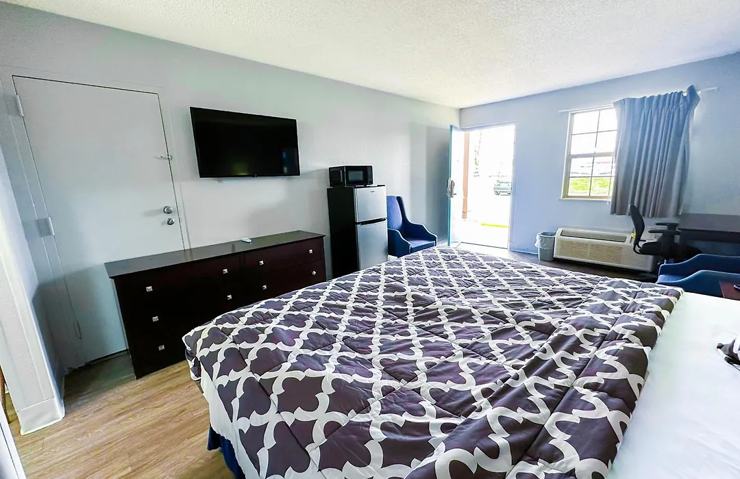 Happy Stay Inn Madisonville I-69 By Oyo-1