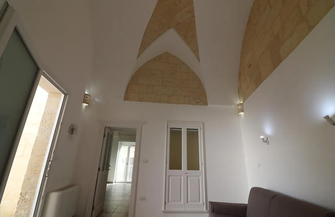 Dimora Jolanda Uggiano La Chiesa-1