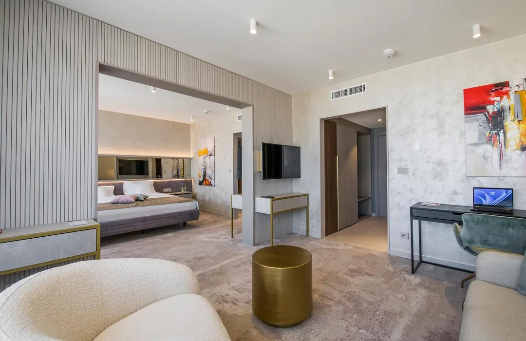 Hotel Continental-1