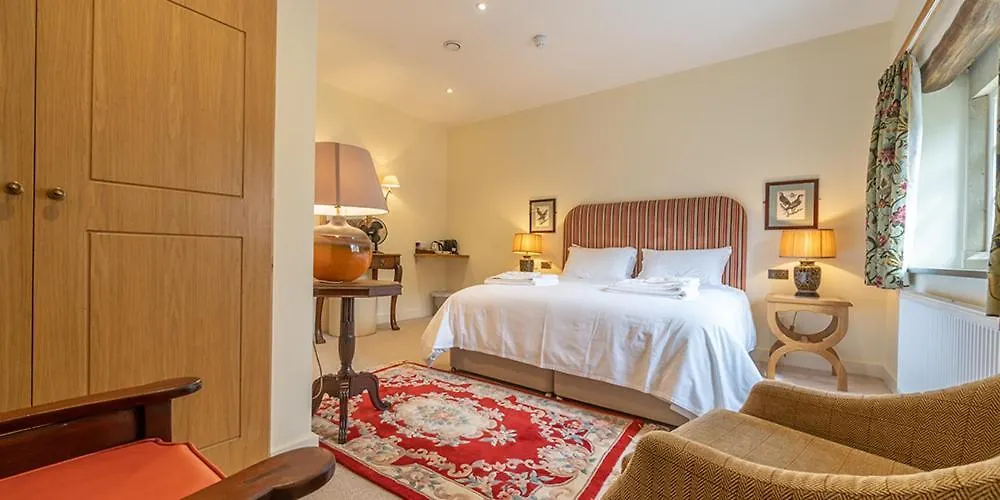 The Fleece Inn-1