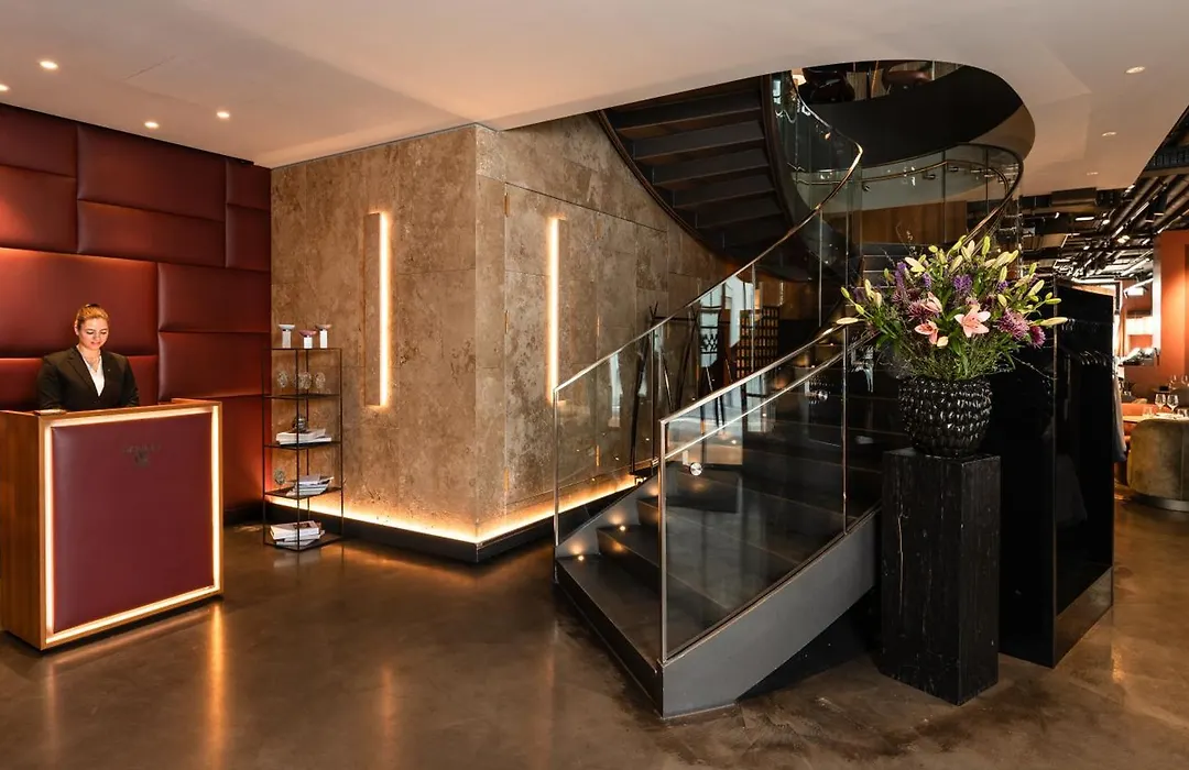 DO&CO Hotel München-1