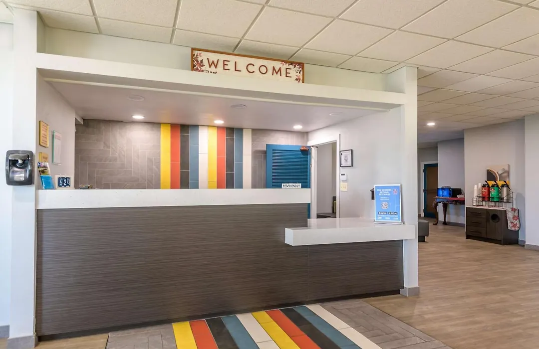 Motel 6-Spring Hill, Fl - Weeki Wachee-1