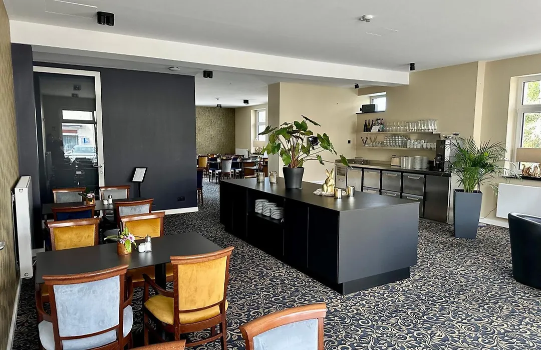 Sandbank Hotel & Appartements Lubmin-1