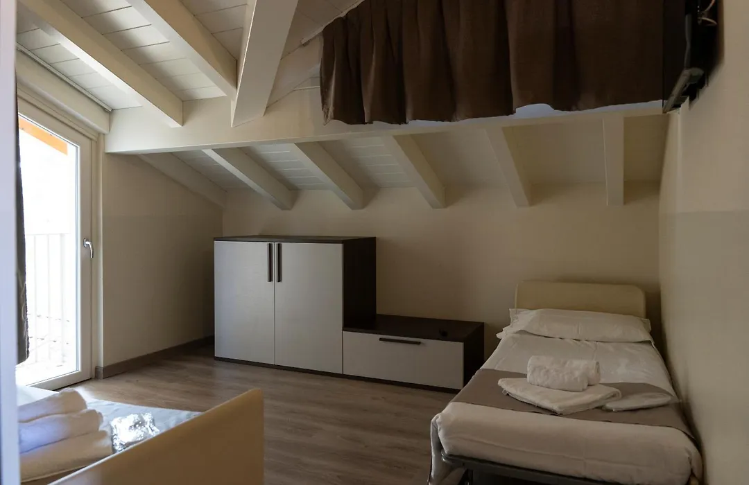 Hotel Rosa-1