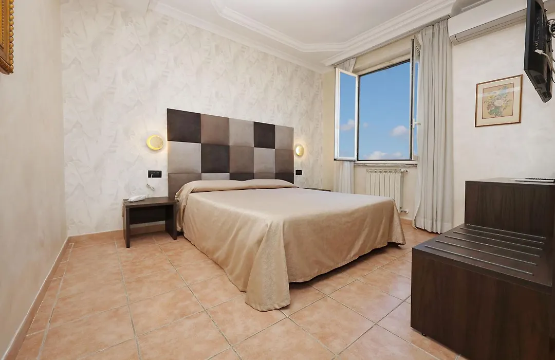 Hotel Rimini-1