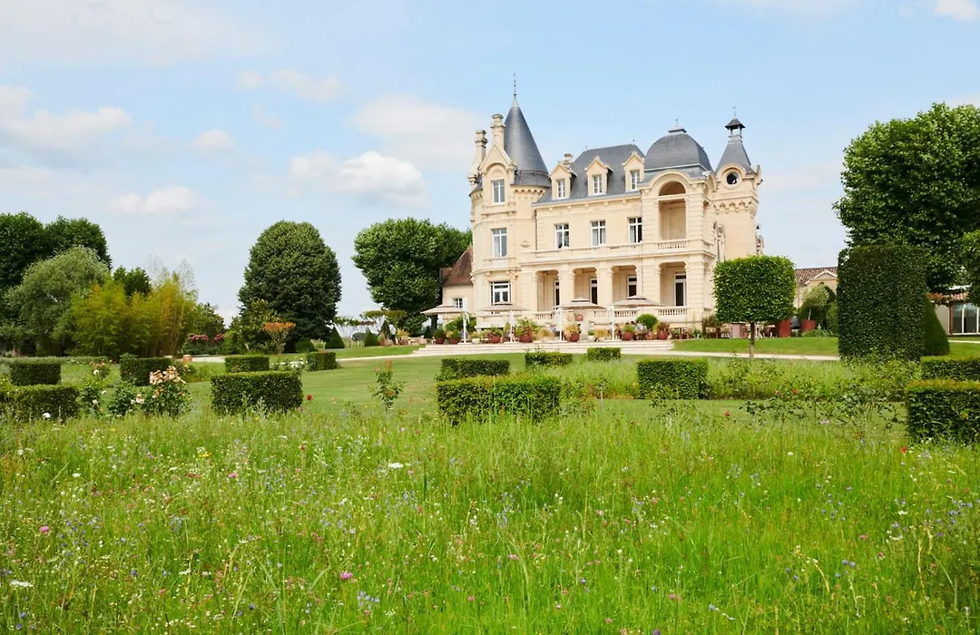 Château Hôtel Grand Barrail-1
