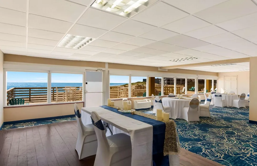 Comfort Inn South Oceanfront-1